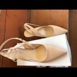 Nine West heals